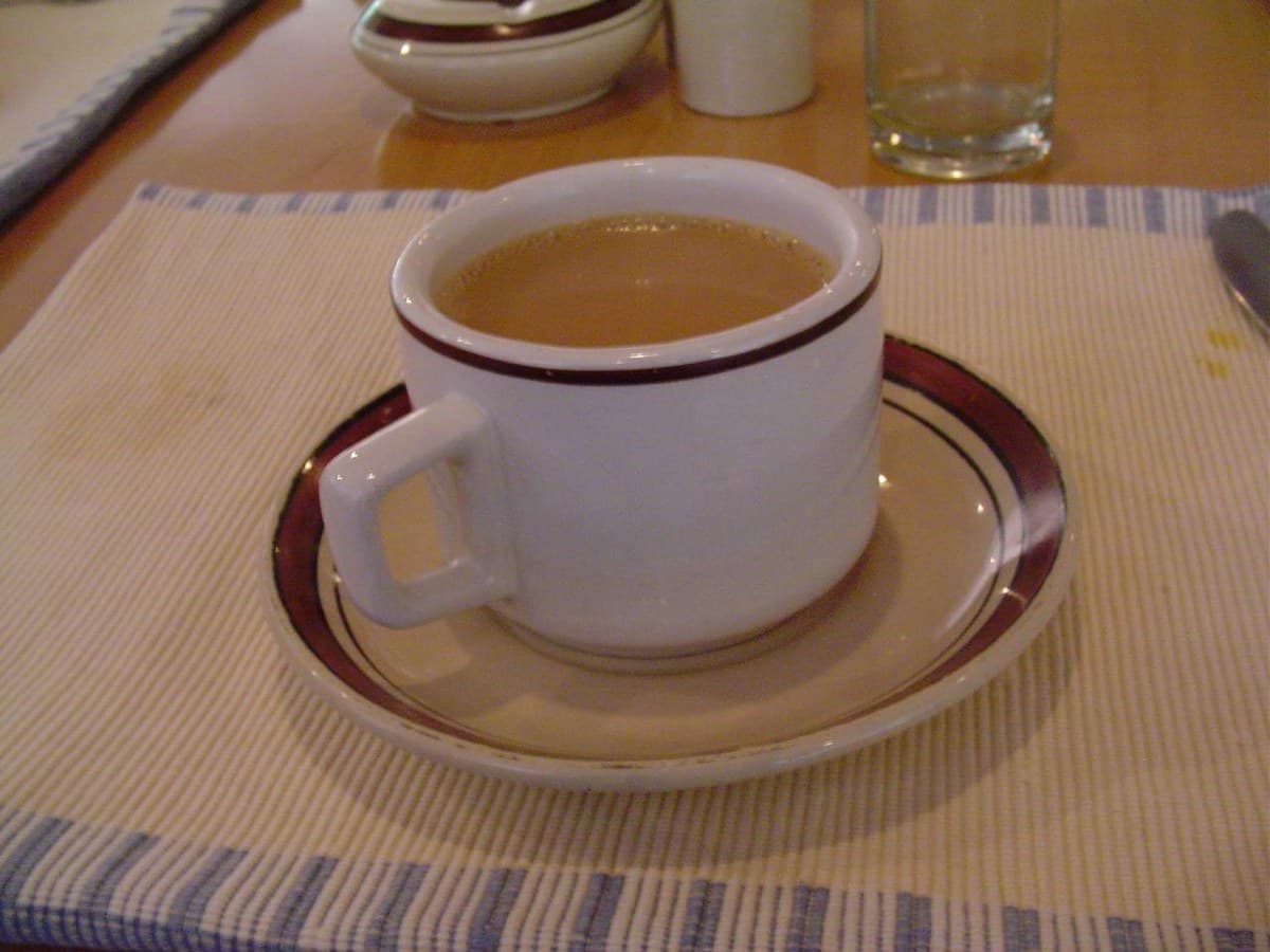 Pakistani Chai Calories: Doodh Patti, Karak & Regular Cups — CalsFlow guide cover